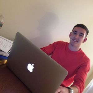 Meet your Posher, Gezim